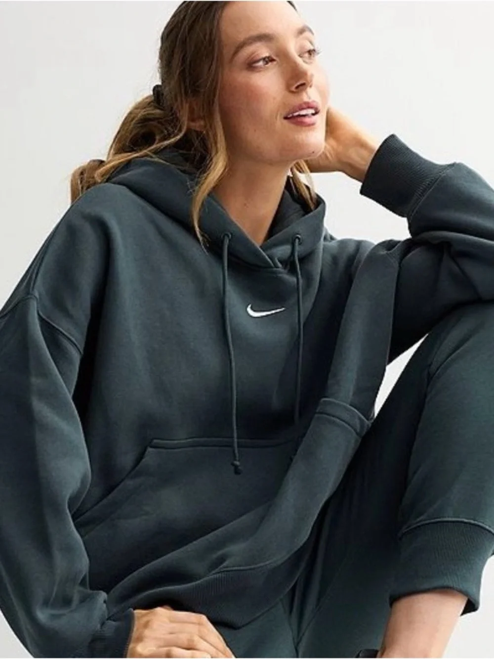 Nike soft pullover